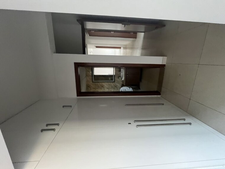 Kitchen, central-park-flower-valley-aqua-front-towers 4 Bedroom 2600 Sq.Ft. Apartment In Sohna Sector 33 Gurgaon 10673483