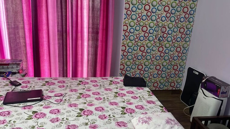 Bedroom, paras-tierea 3.5 Bedroom 1265 Sq.Ft. Apartment In Sector 137 Noida 10673444
