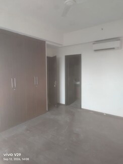 4 BHK +Apartment For Sale in Paras Irene