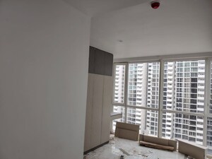Room in 2 BHK Apartment at Accurate Wind Chimes, Gachibowli – for Rent