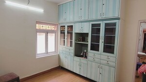 Hall in 1 BHK Apartment at Vile Parle Mahaveer, Vile Parle West – for Rent