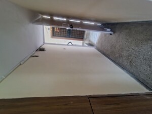 Building Lobby in 2.5 BHK Builder Floor at Sheikh Sarai – for Rent