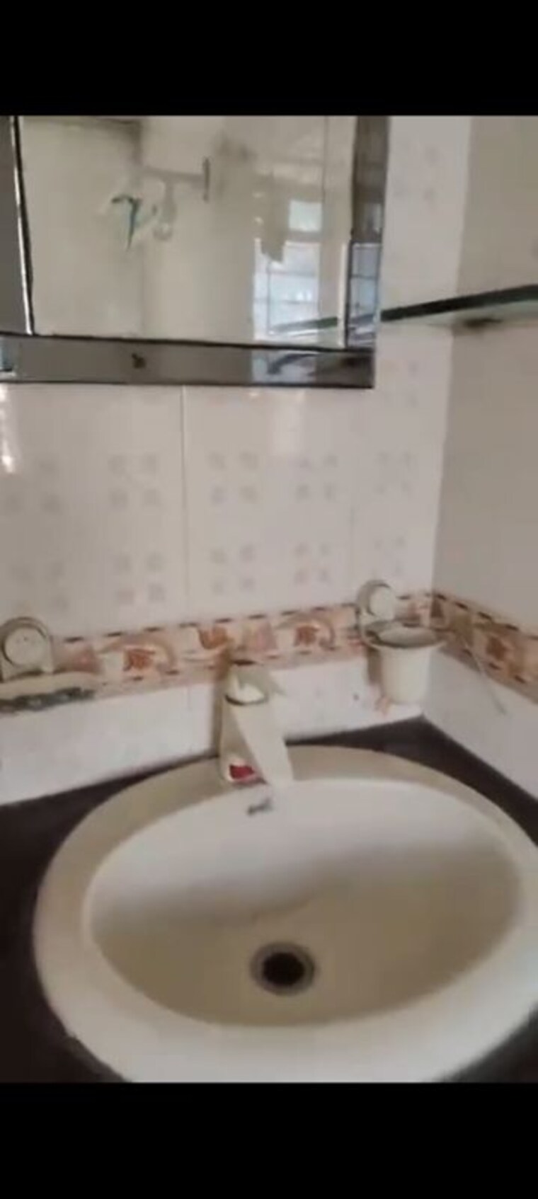 Bathroom, ghatkopar east 2 Bedroom 600 Sq.Ft. Apartment In Ghatkopar East Mumbai 10673521