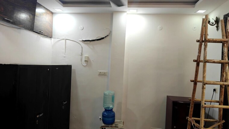 Bathroom, state bank colony 1 Bedroom 450 Sq.Ft. Builder Floor In State Bank Colony Delhi 10673540