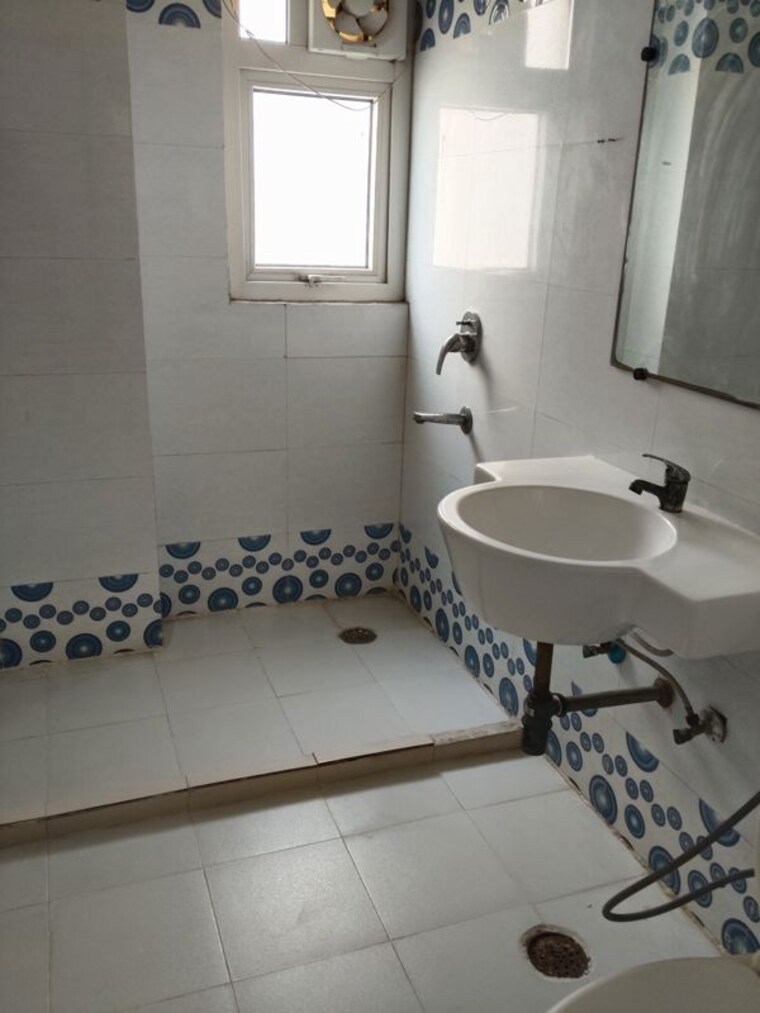 Bathroom, sunshine-helios 4 Bedroom 3200 Sq.Ft. Apartment In Sector 78 Noida 10673549
