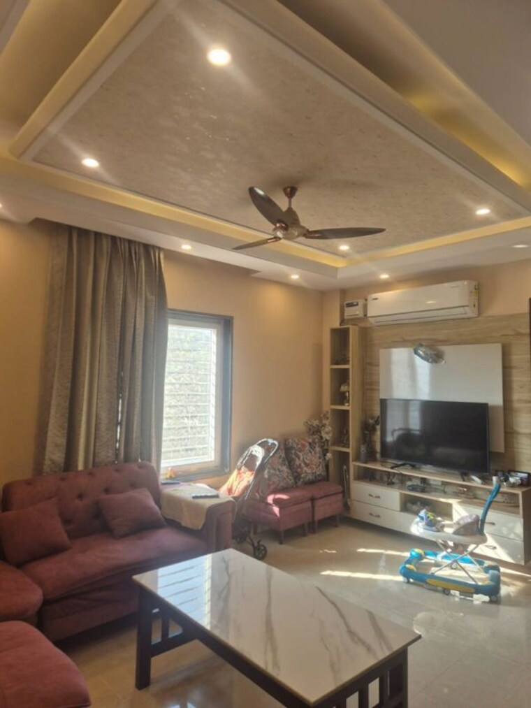 Living Room, sector 23 3 Bedroom 1550 Sq.Ft. Builder Floor In Sector 23 Gurgaon 10673555