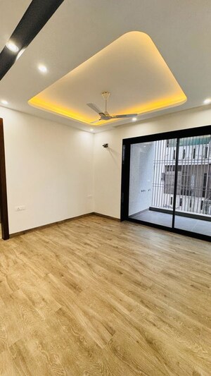 3 BHK Builder Floor For Rent in Sector 22
