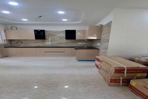 Parking in 3 BHK Apartment at Samridhi Luxuriya Avenue, Sector 150 – for Rent
