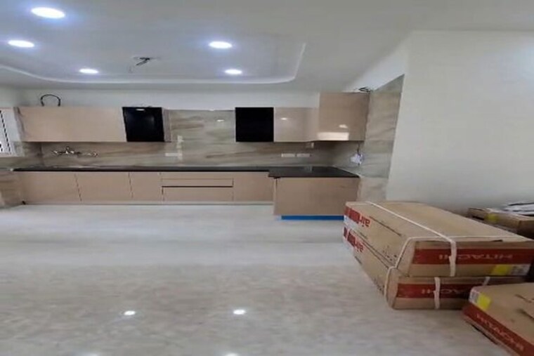  Parking, samridhi-luxuriya-avenue 3 Bedroom 1640 Sq.Ft. Apartment In Sector 150 Noida 10673562