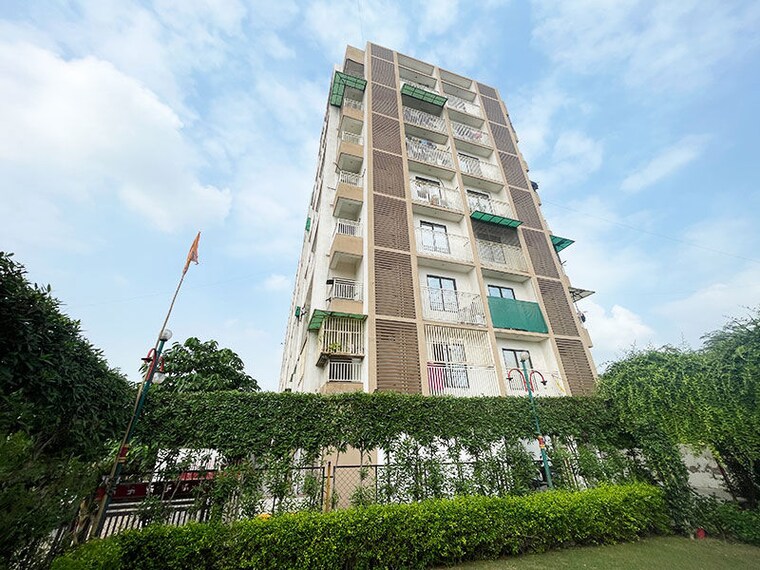 Exterior View, ghodasar 2 Bedroom 122 Sq.Yd. Apartment In Ghodasar Ahmedabad 10673580