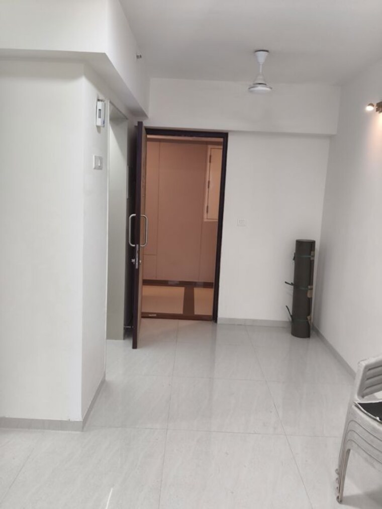 Room, lodha-crown-kolshet 1 Bedroom 420 Sq.Ft. Apartment In Kolshet Road Thane 10673575