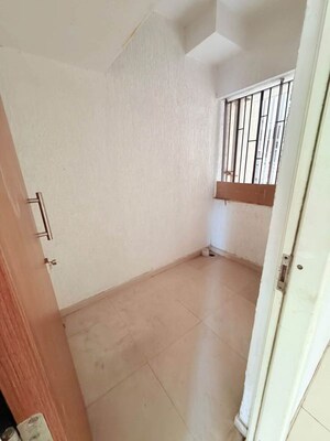 Room in 2 BHK Apartment at Godrej 24, Hinjewadi – for Rent