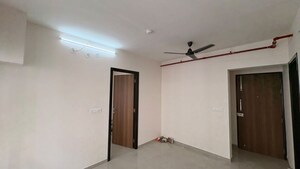 Room in 1 BHK Apartment at Piramal Vaikunth, Balkum Pada – for Rent