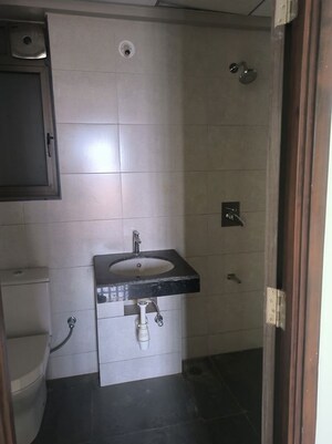 Bathroom in 2 BHK Apartment at Kalpataru Paramount B, Kapur Bawdi – for Rent