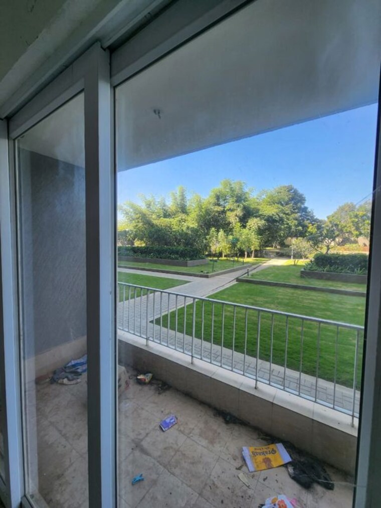 Balcony, godrej-aqua 3 Bedroom 1474 Sq.Ft. Apartment In International Airport Road Bangalore 10673625