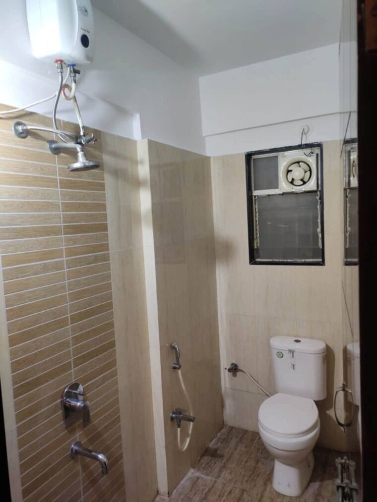 Bathroom, atlanta-society 2 Bedroom 825 Sq.Ft. Apartment In Wakad Pune 10673634