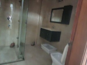 Bathroom in 5 BHK Villa at Sector 50 – for Rent