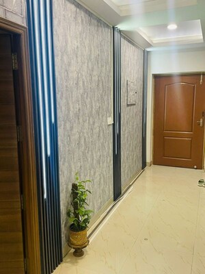 Building Lobby in 4 BHK Apartment at DLF Vibhuti Khand, Gomti Nagar – for Rent