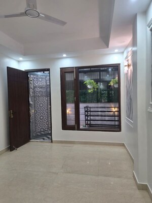 Room in 3 BHK Builder Floor at Sushant Lok I – for Sale