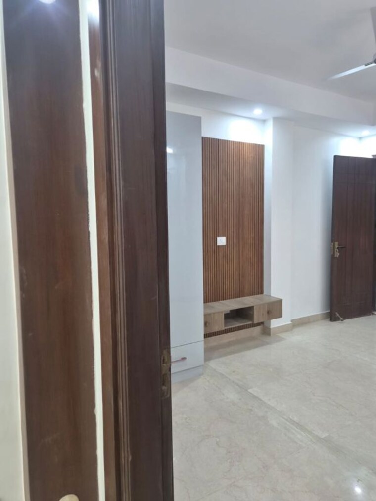 undefined, sushant lok i 3 Bedroom 215 Sq.Yd. Builder Floor In Sushant Lok I Gurgaon 10673714