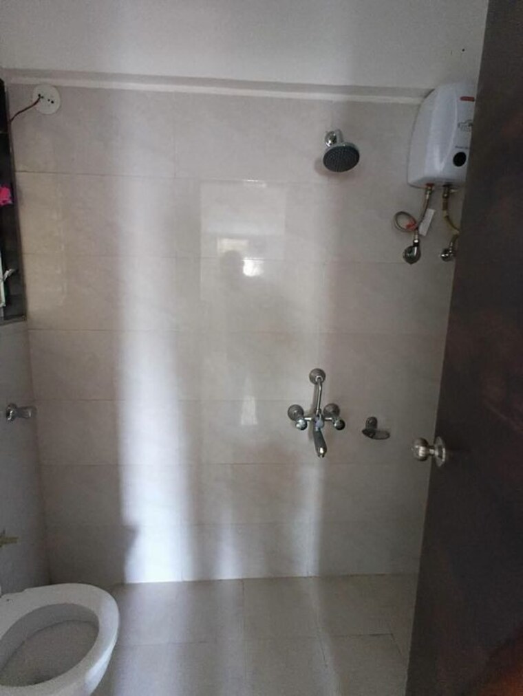 Bathroom, dgs-sheetal-tapovan 2 Bedroom 850 Sq.Ft. Apartment In Malad East Mumbai 10673727