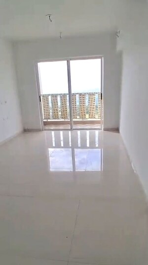 Room in 3 BHK Apartment at Lodha Upper Thane, Anjur – for Sale