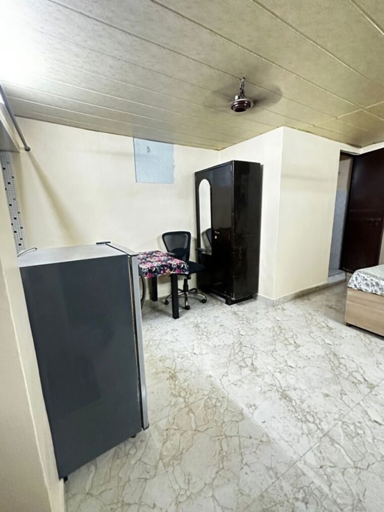 Team Area, lajpat nagar 1 RK 50 Sq.Yd. Builder Floor In Lajpat Nagar Delhi 10673738
