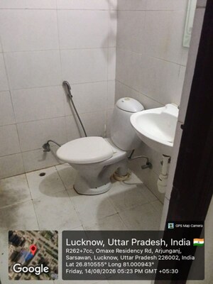 Bathroom in 2.5 BHK Apartment at Omaxe Hazratganj Residency, Gomti Nagar – for Sale