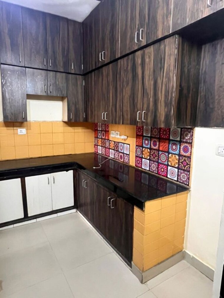 Kitchen, sector 21 4 Bedroom 2500 Sq.Ft. Builder Floor In Sector 21 Gurgaon 10673781