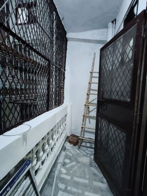 Balcony in 1 BHK Builder Floor at Vaishali Sector 3a – for Sale