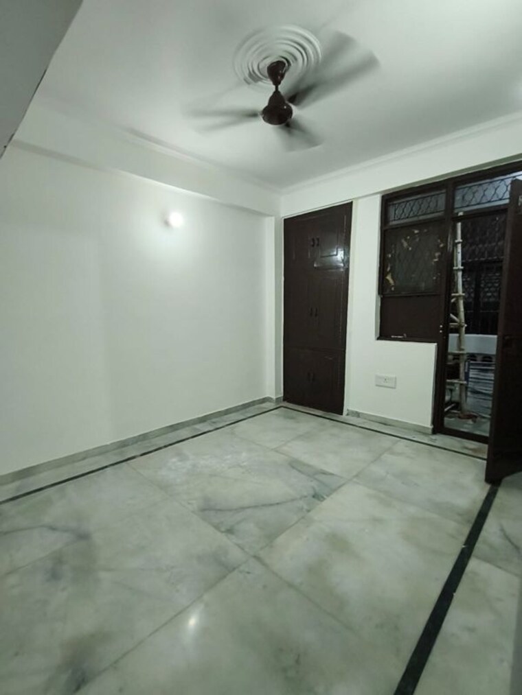 Room, vaishali sector 3a 1 Bedroom 560 Sq.Ft. Builder Floor In Vaishali Sector 3a Ghaziabad 10673777