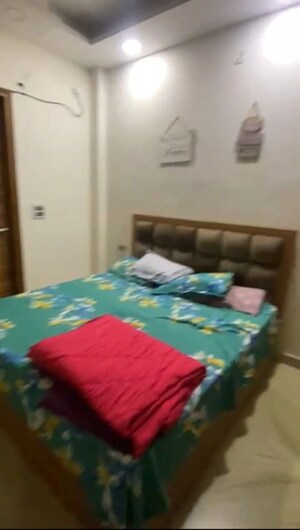 Bedroom in 3 BHK Builder Floor at Vaishali Sector 3a – for Rent