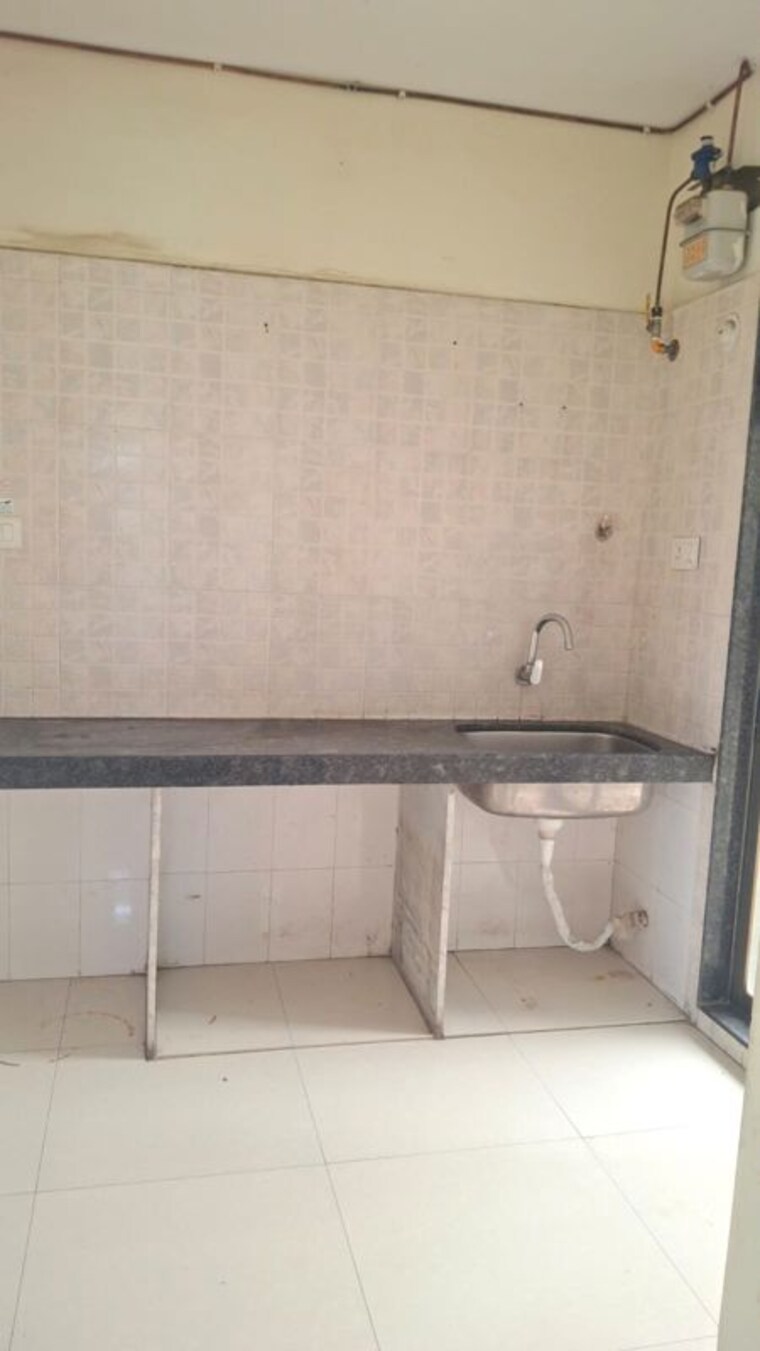 Bathroom, om-sai-heights-ulwe 1 Bedroom 640 Sq.Ft. Apartment In Ulwe Sector 16 Navi Mumbai 10673808