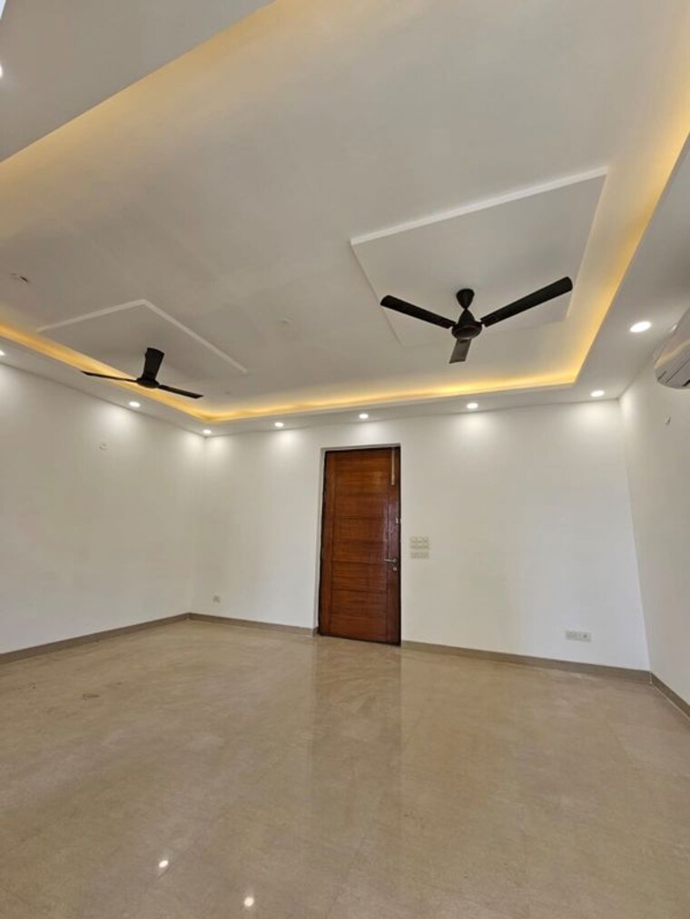 Room, emaar-emerald-floors-premier 3.5 Bedroom 1650 Sq.Ft. Apartment In Sector 65 Gurgaon 10673812