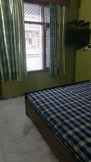 Bedroom in 2 BHK Independent House at Sector 46 – for Rent