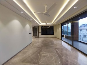 Room in 4 BHK Builder Floor at Palam Vihar – for Rent