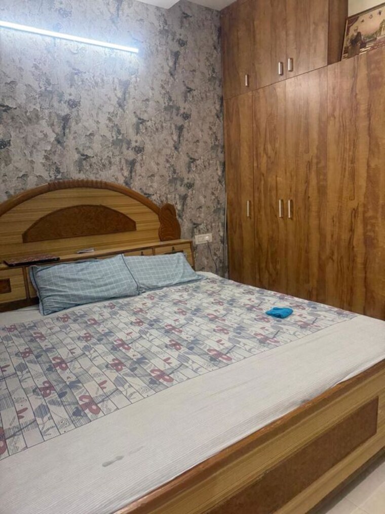 Bedroom, aura-homes 3 Bedroom 1800 Sq.Ft. Apartment In Patiala Road Zirakpur 10673822
