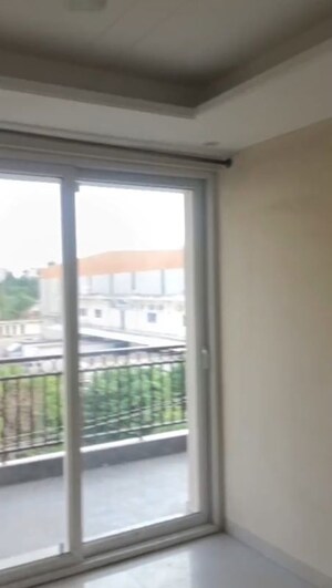 Room in 3 BHK Apartment at Skylar Homes, Patiala Road – for Rent