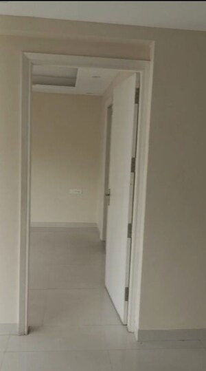 Building Lobby in 3 BHK Apartment at Skylar Homes, Patiala Road – for Rent