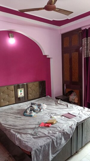 Bedroom in 1 BHK Builder Floor at Vaishali Sector 5 – for Rent