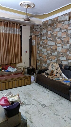 Living Room in 1 BHK Builder Floor at Vaishali Sector 5 – for Rent