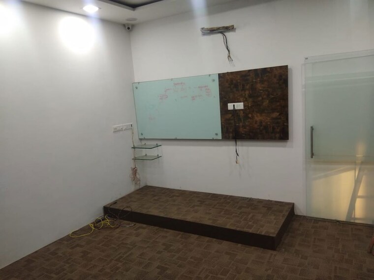 Room, iscon-elegance Commercial Office Space 2477 Sq.Ft. In Prahlad Nagar Ahmedabad 10673775