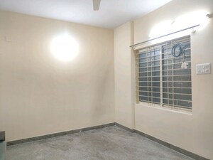 Room in 1 BHK Builder Floor at Hsr Layout Sector 2 – for Rent