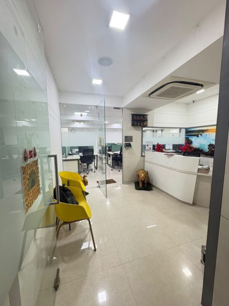 Team Area, meghna-one Commercial Office Space 3300 Sq.Ft. In Wagle Industrial Estate Thane 10673868