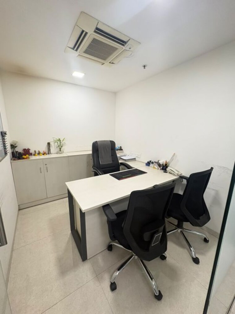 Team Area, meghna-one Commercial Office Space 3300 Sq.Ft. In Wagle Industrial Estate Thane 10673868