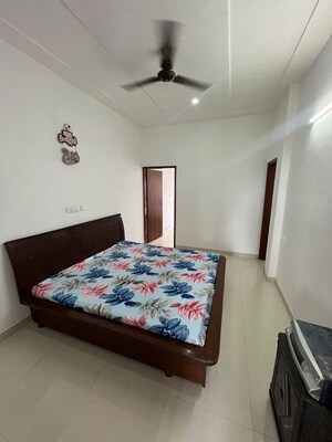 Bedroom in 2 BHK Apartment at Kharar Mohali Road – for Rent