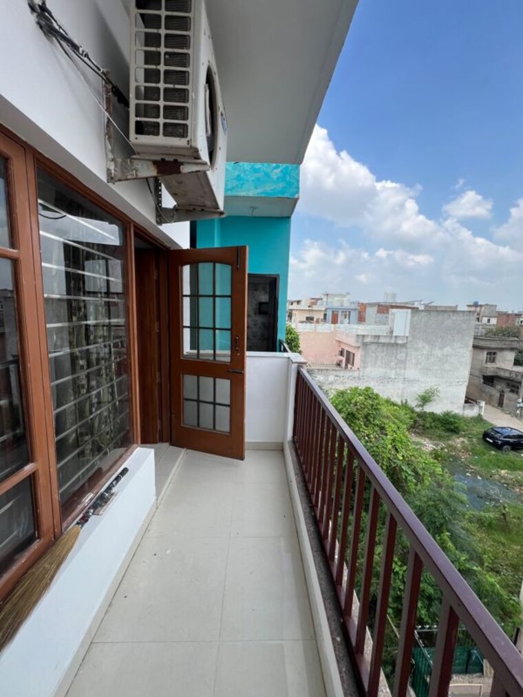 Balcony, kharar mohali road 2 Bedroom 1300 Sq.Ft. Apartment In Kharar Mohali Road Kharar 10673885