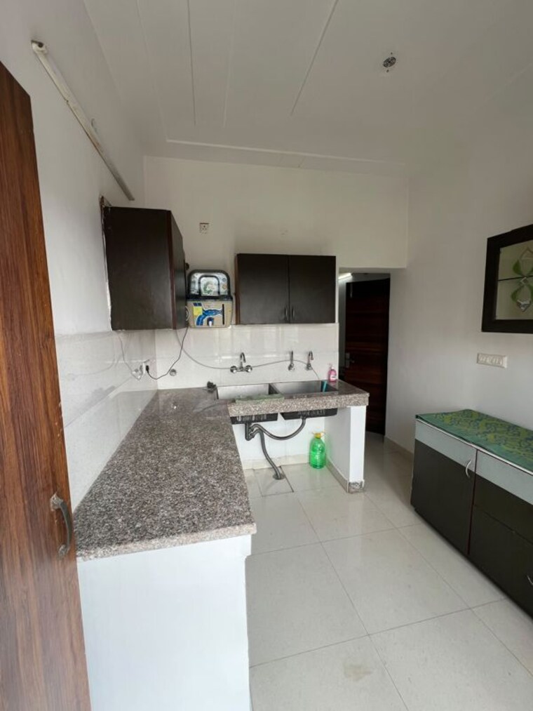 Kitchen, kharar mohali road 2 Bedroom 1300 Sq.Ft. Apartment In Kharar Mohali Road Kharar 10673885