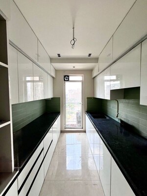 2 BHK Apartment For Rent in Indiabulls One Indiabulls, Pokhran Road No Two