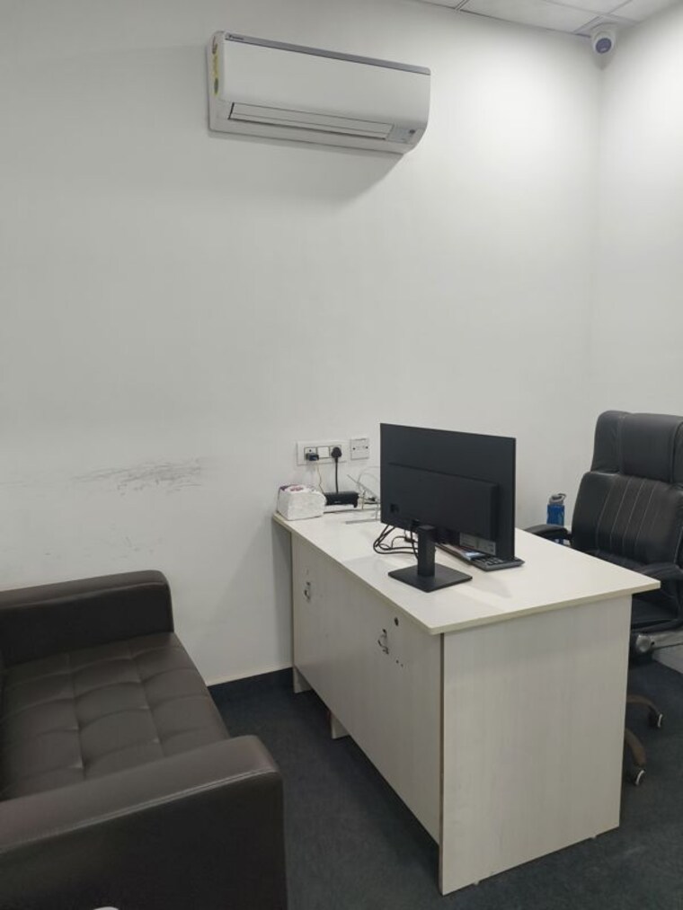 Team Area, industrial area Commercial Office Space 850 Sq.Ft. In Industrial Area Mohali 10673912